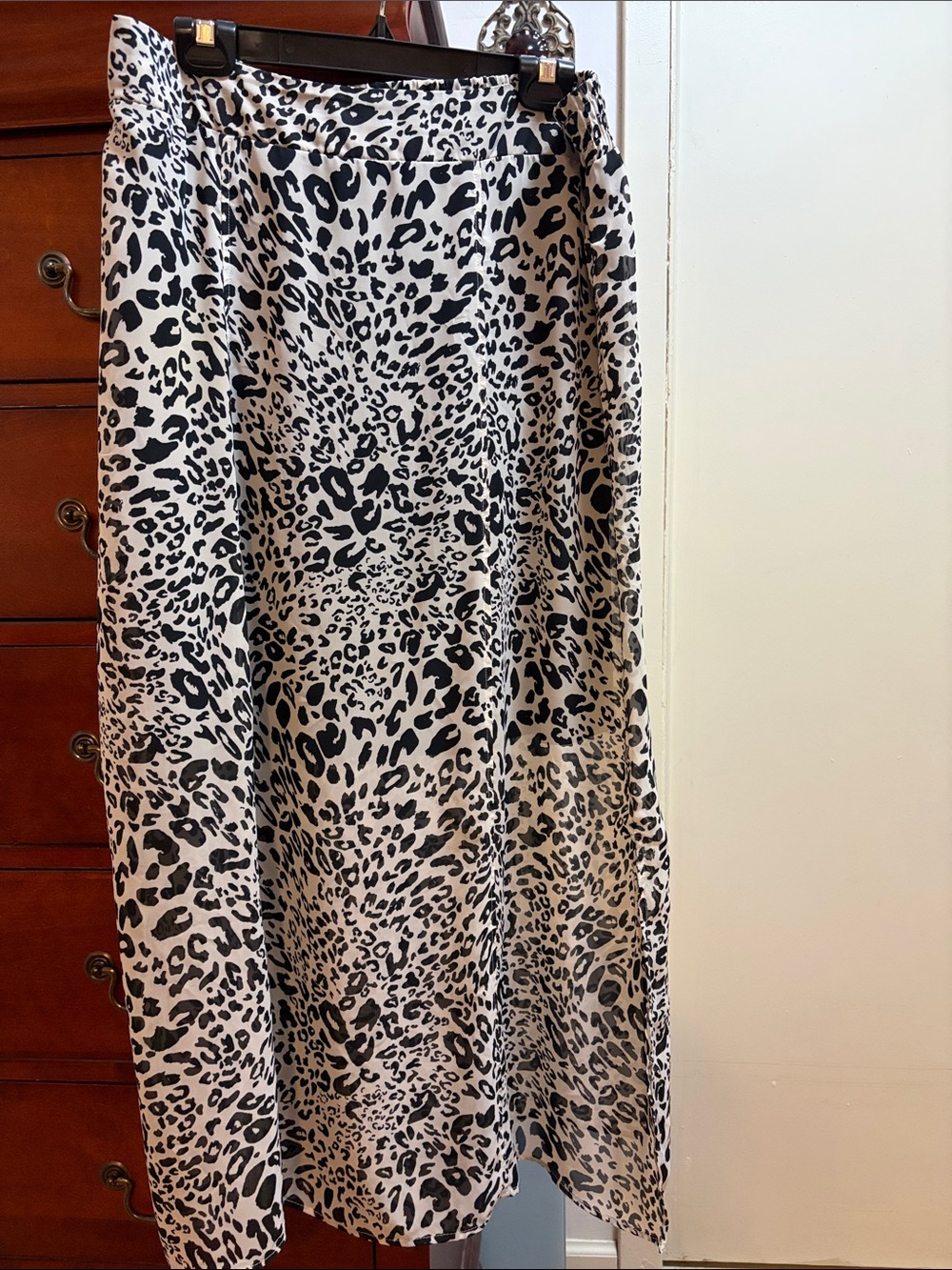 Black & White Leopard Midi Skirt